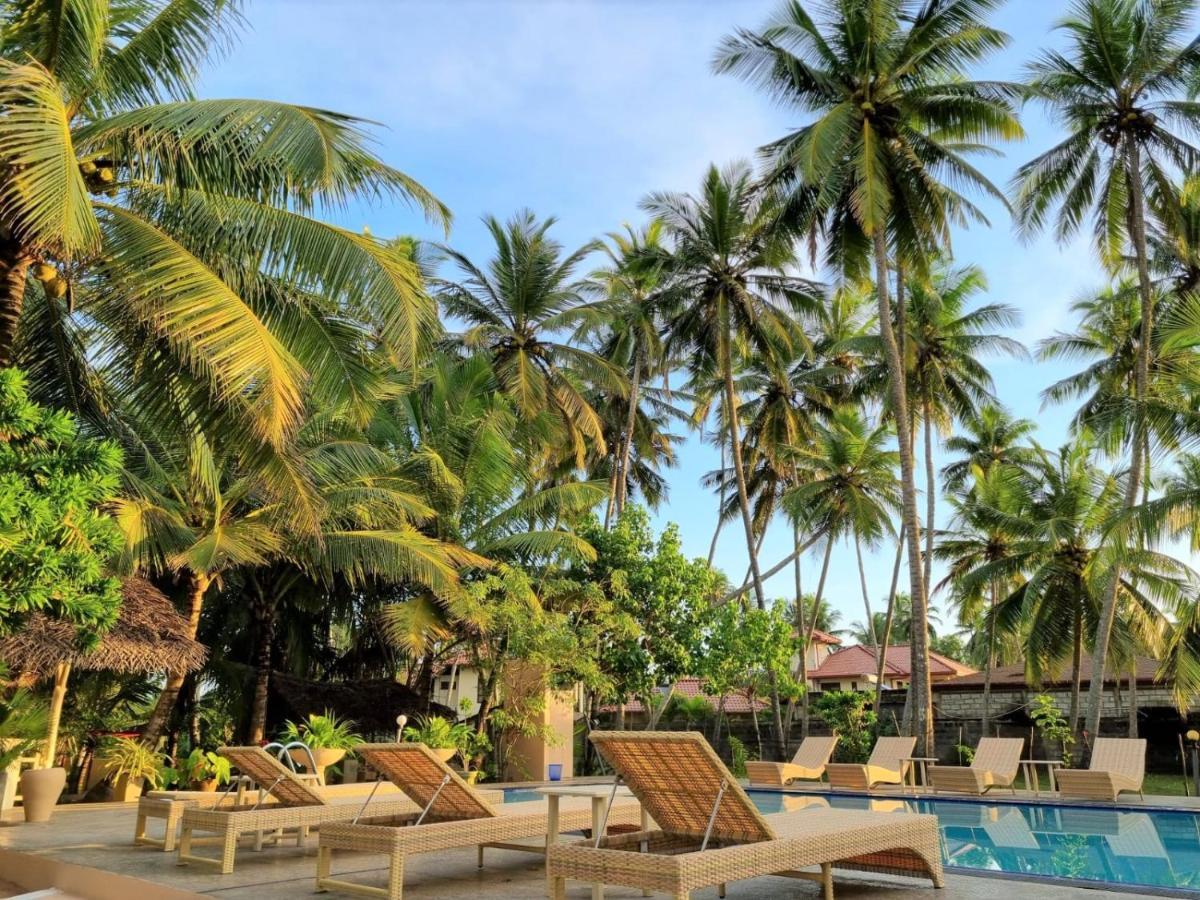 Golden Beach Paradise Tangalle Bagian luar foto