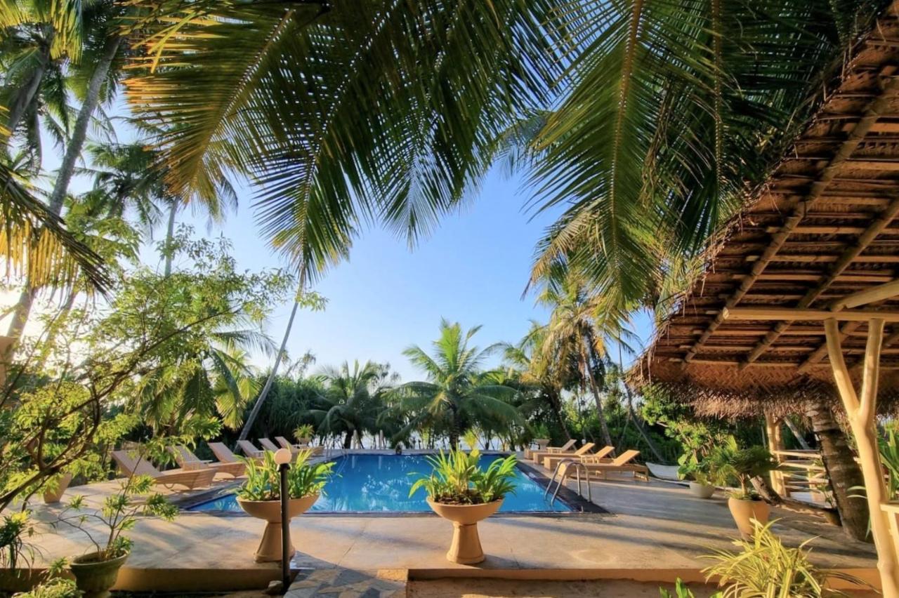 Golden Beach Paradise Tangalle Bagian luar foto
