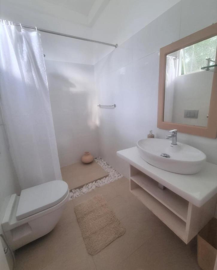 Golden Beach Paradise Tangalle Bagian luar foto