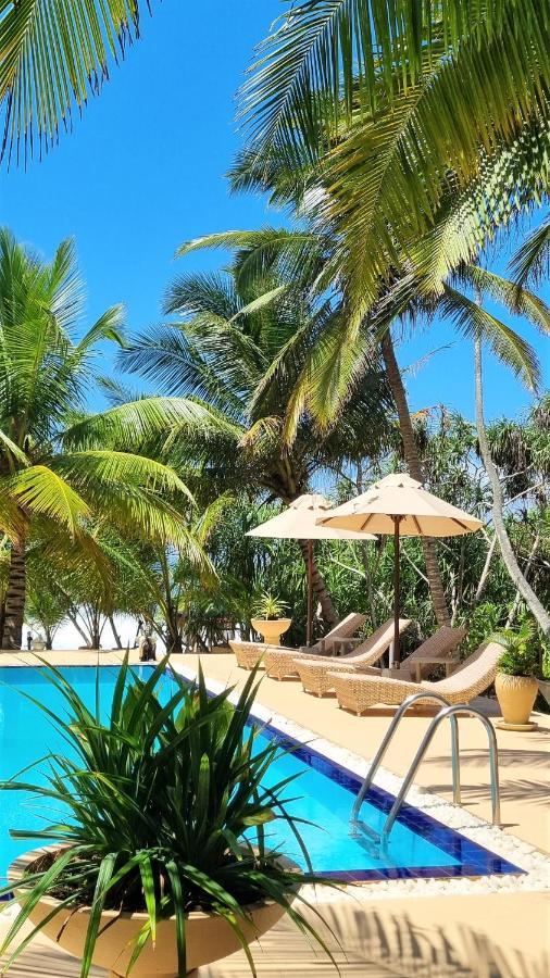 Golden Beach Paradise Tangalle Bagian luar foto