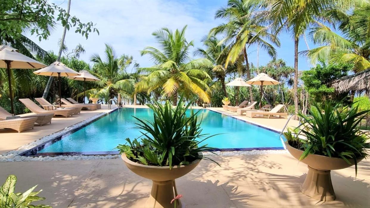 Golden Beach Paradise Tangalle Bagian luar foto