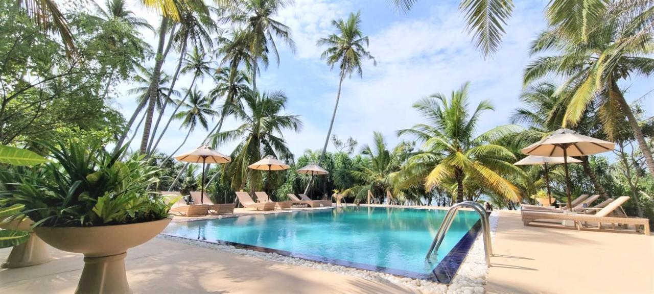 Golden Beach Paradise Tangalle Bagian luar foto