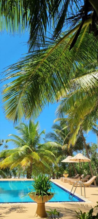 Golden Beach Paradise Tangalle Bagian luar foto