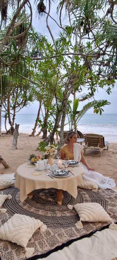 Golden Beach Paradise Tangalle Bagian luar foto